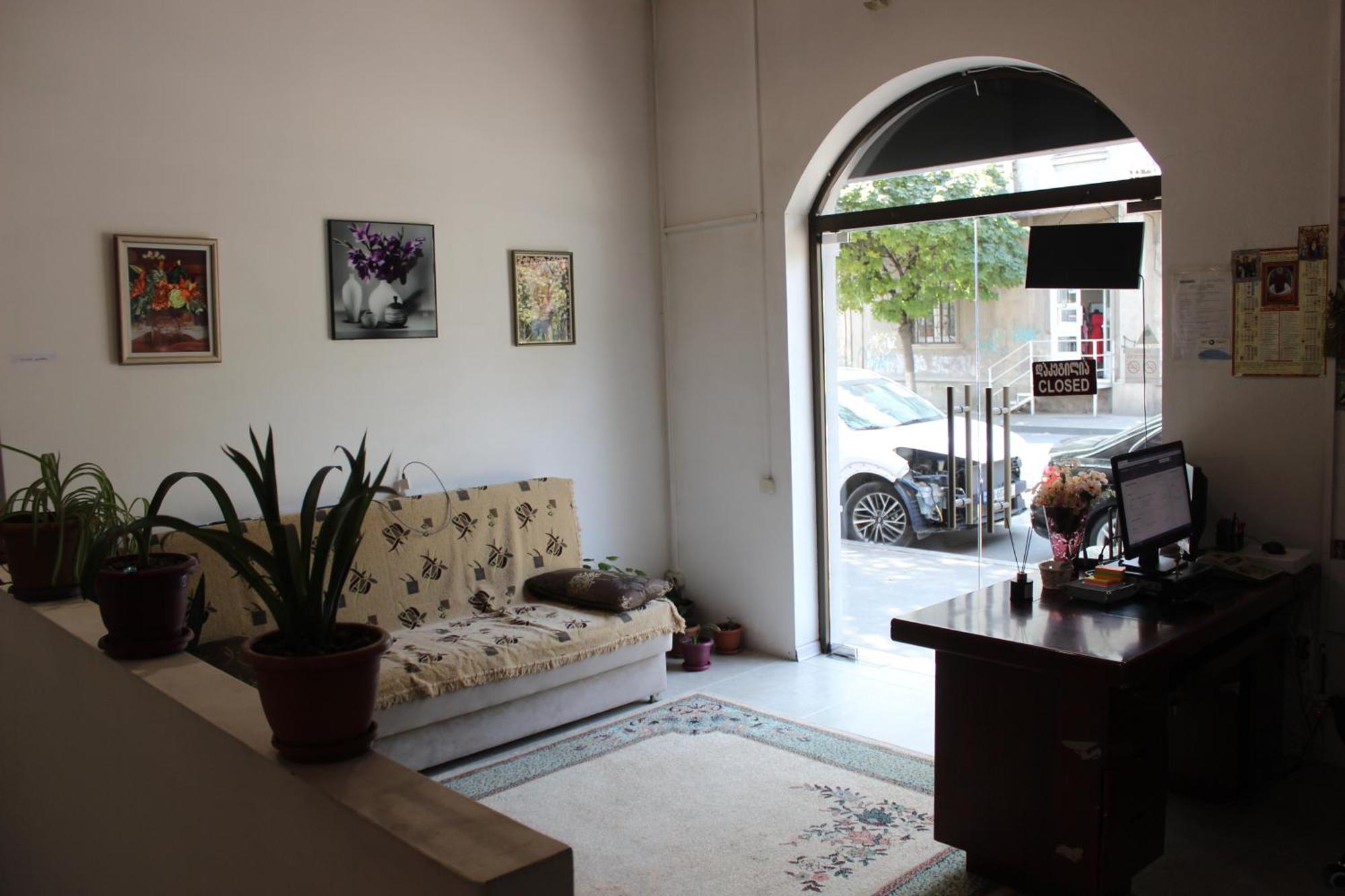 Hostel Near The Square Tbilisi Bagian luar foto