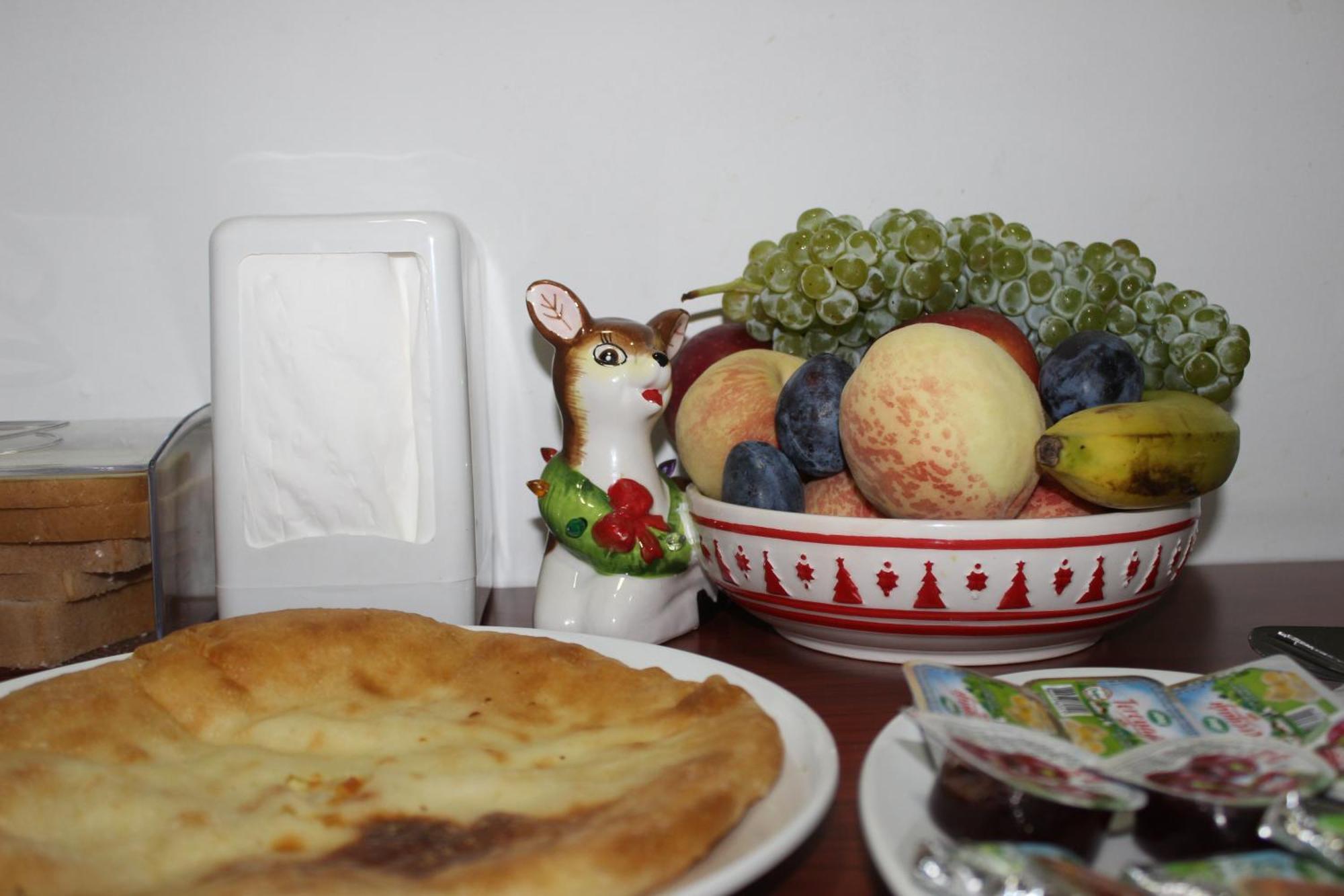 Hostel Near The Square Tbilisi Bagian luar foto