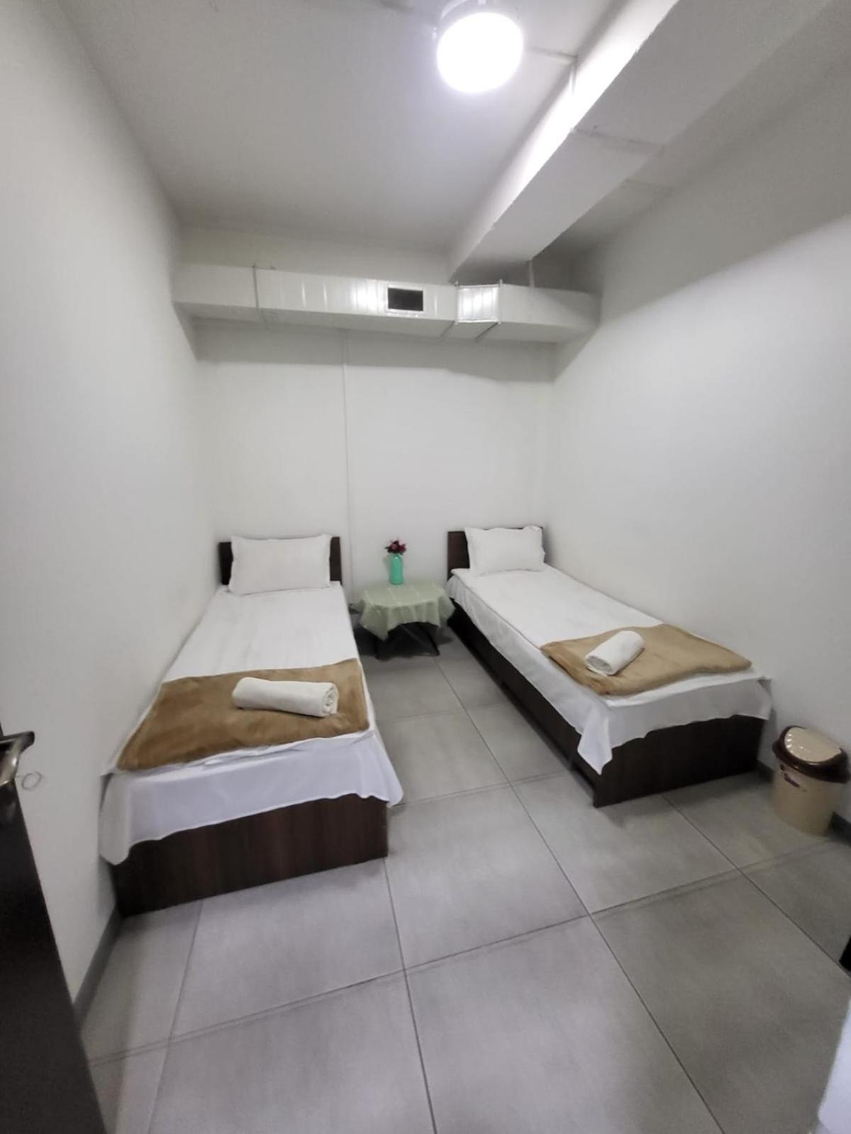 Hostel Near The Square Tbilisi Bagian luar foto